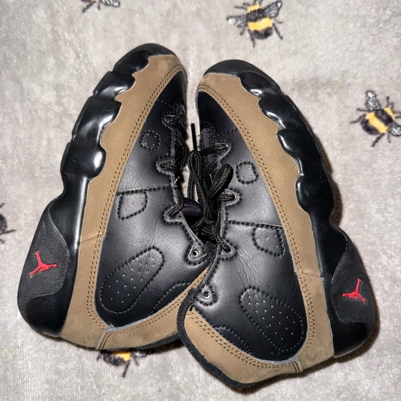 Jordan OLIVE 9’s - Picture 2 of 5